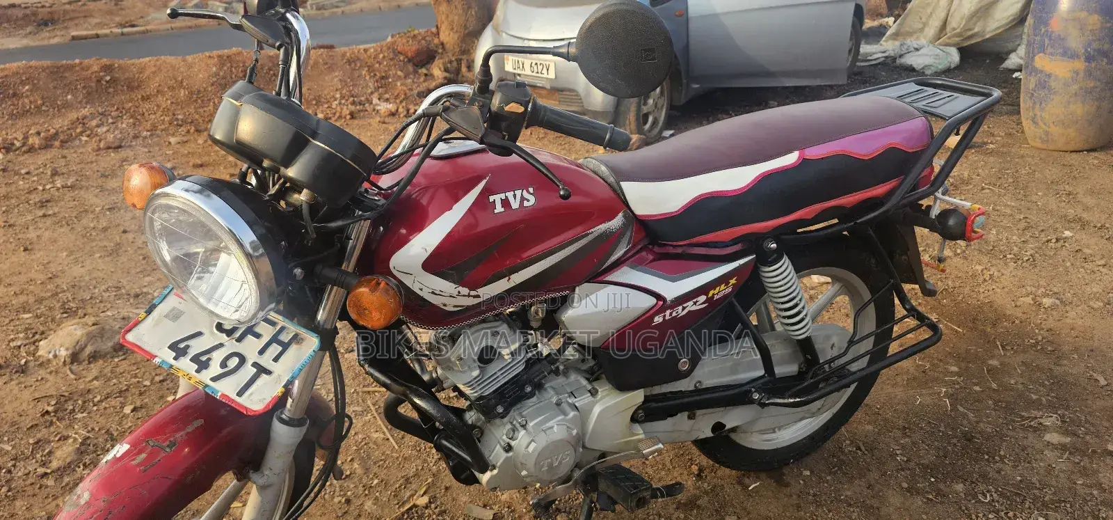 TVS HLX 125 2022 Red