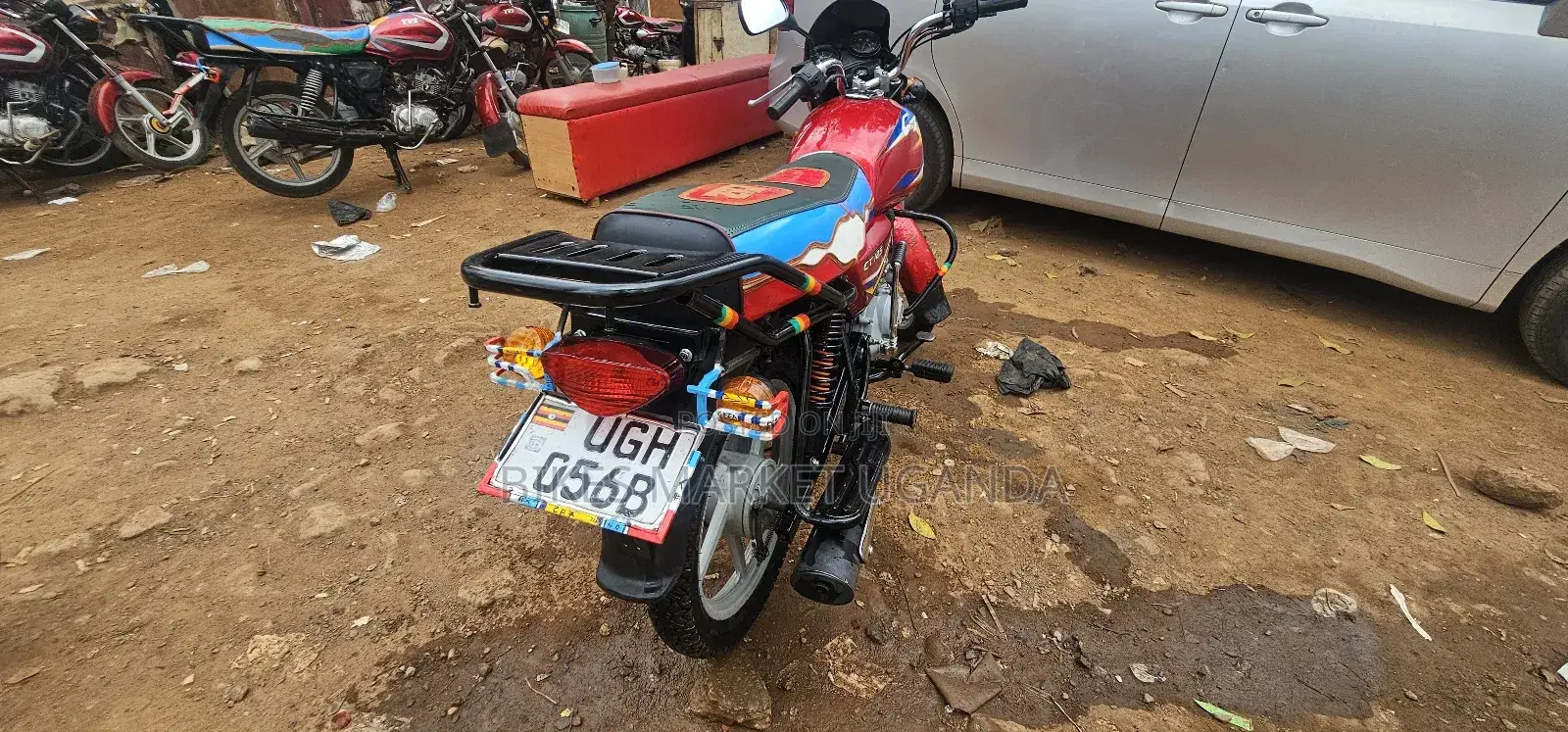 Bajaj Boxer 125 2024 Red