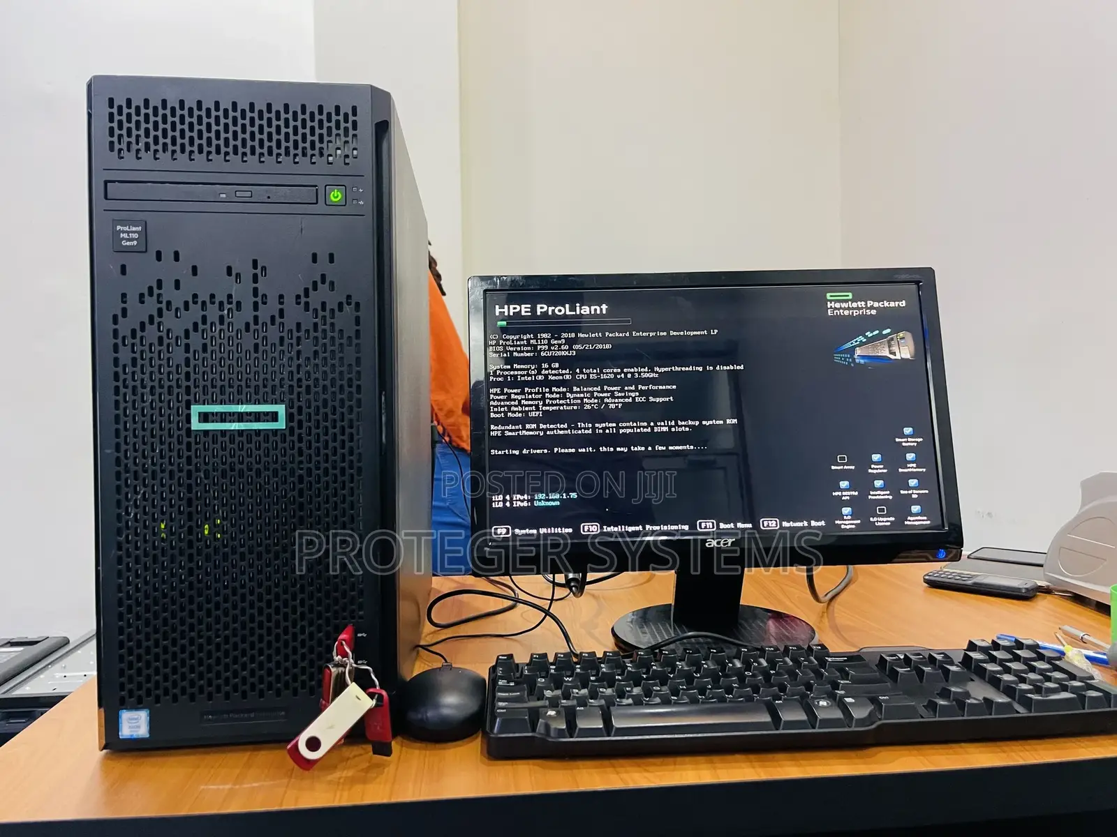 Server HP ProLiant ML 16GB Intel Xeon HDD+SSD 1T