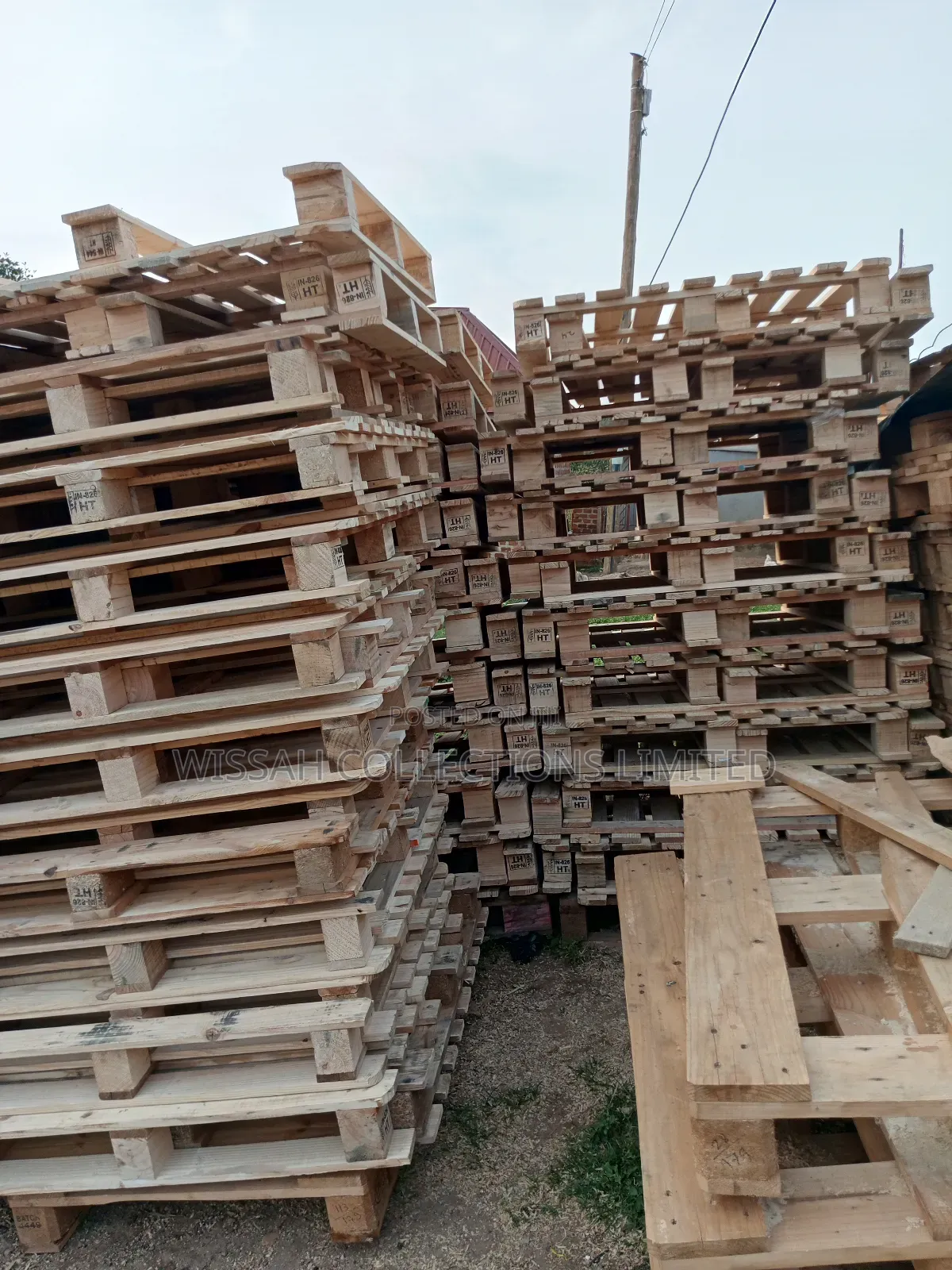 Square Wooden Pallets