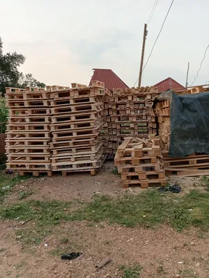 Square Wooden Pallets