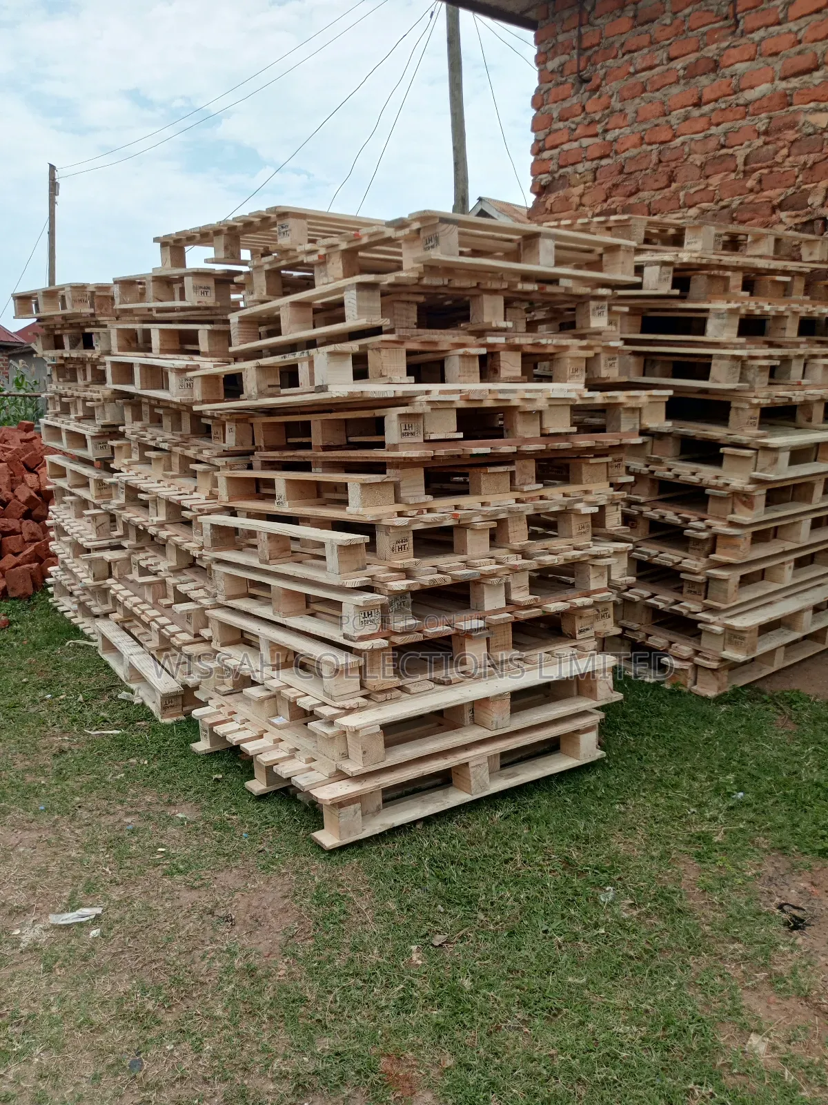 Square Wooden Pallets