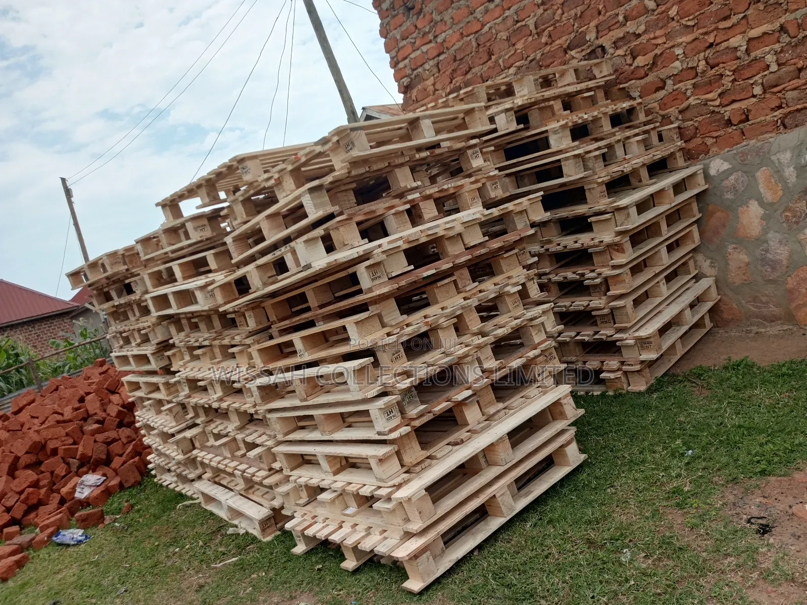 Square Wooden Pallets
