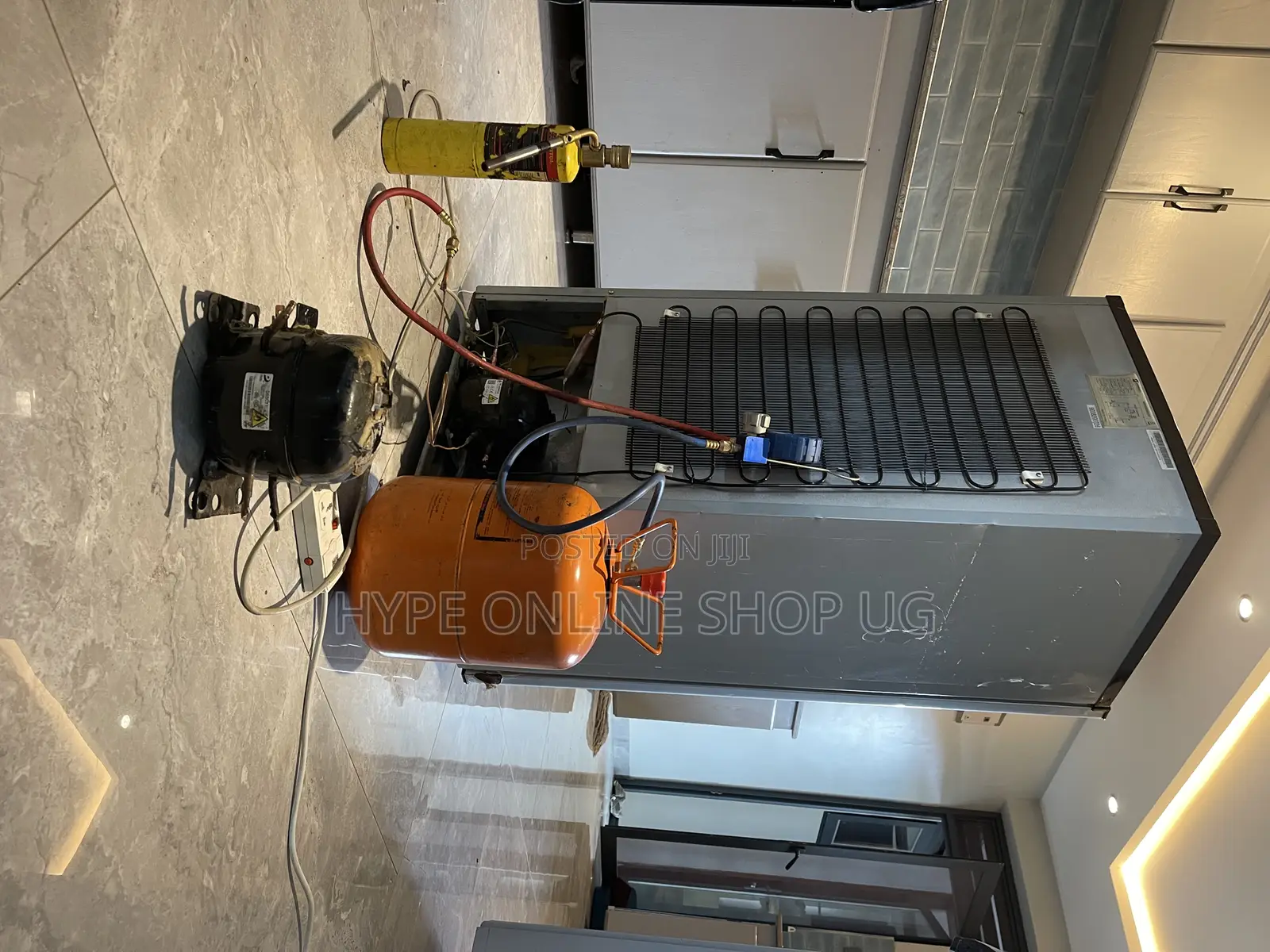 Serious Fridge Gas Refilling Service