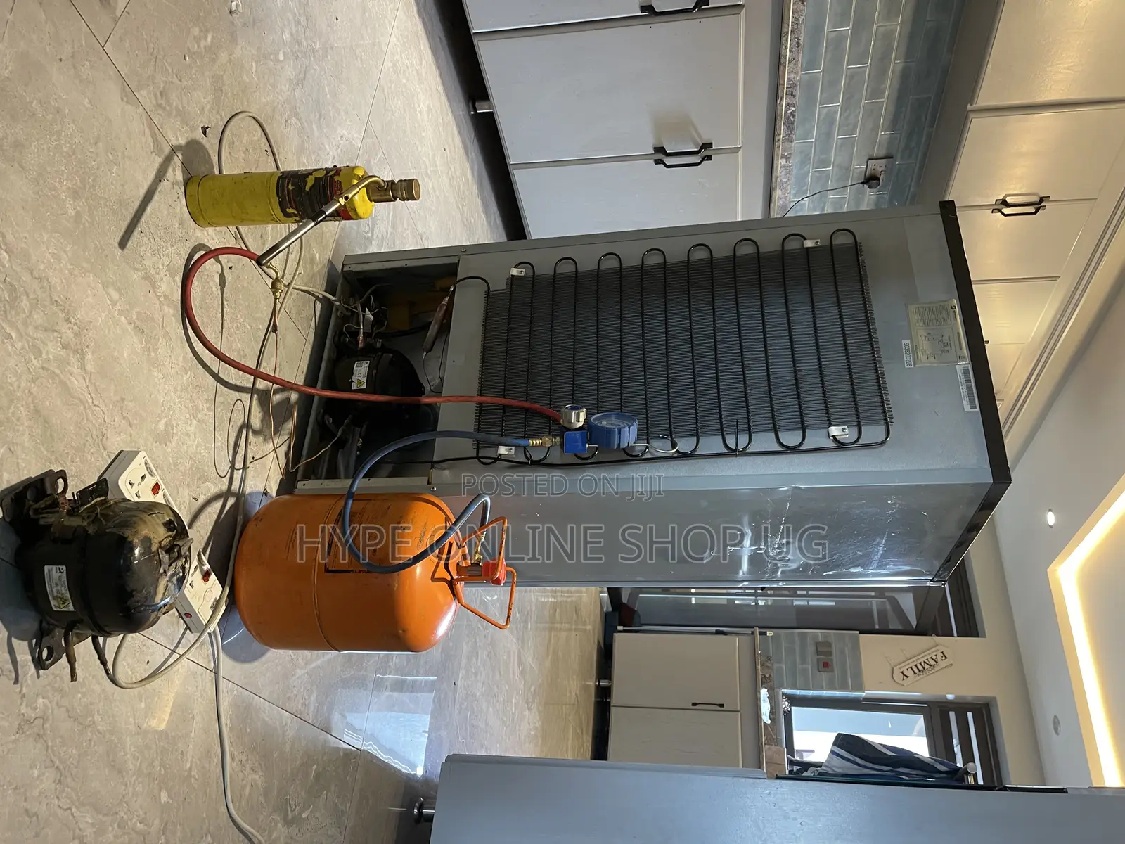 Serious Fridge Gas Refilling Service