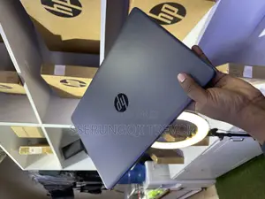 Laptop HP 15 8GB Intel Core I3 SSHD+SSD 1T