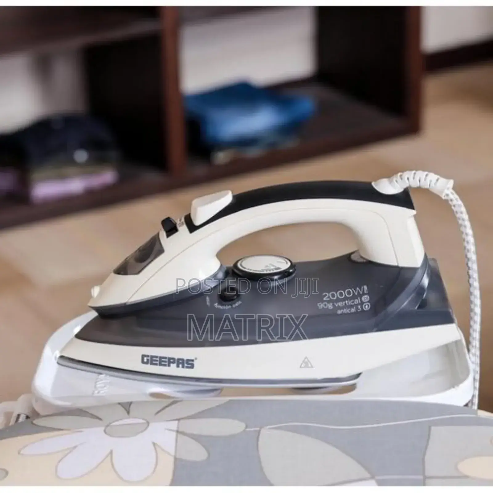 Geepas Steam Iron for Wet/Dry Ironing