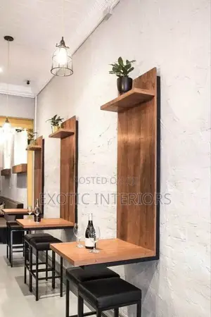 Restaurant and Bar Call