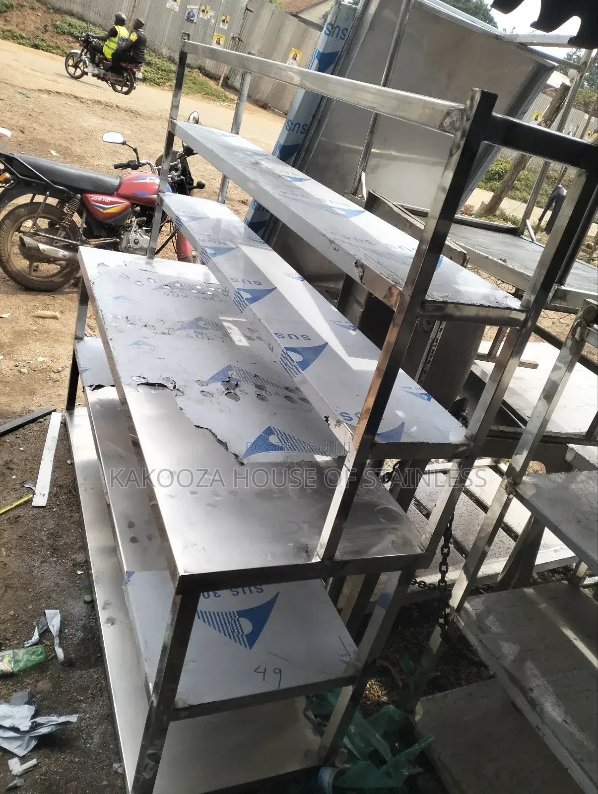 Stainless Commercial Working Table With Shelve