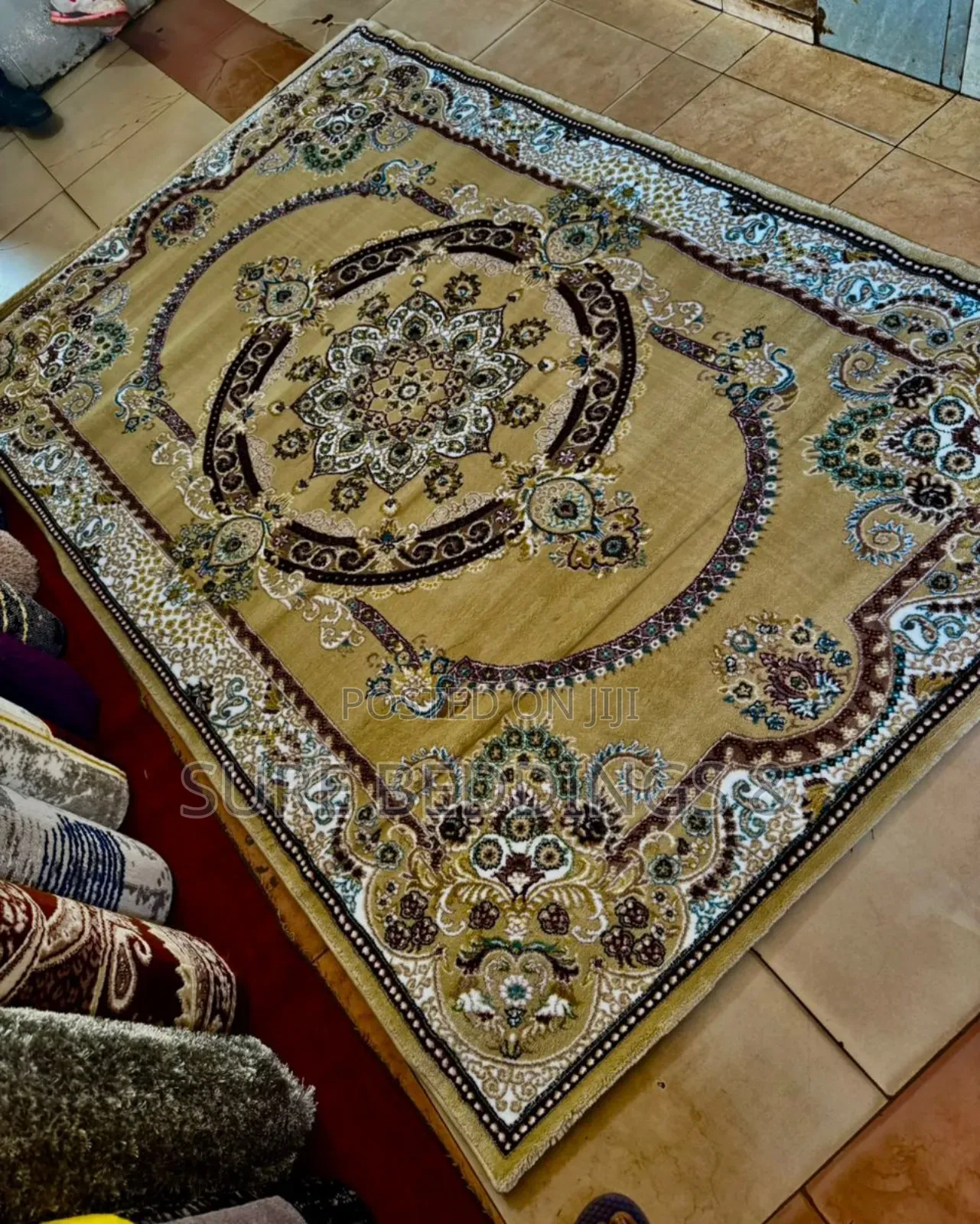 Henro Modern Carpet