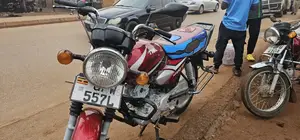 TVS HLX 125 2024 Red