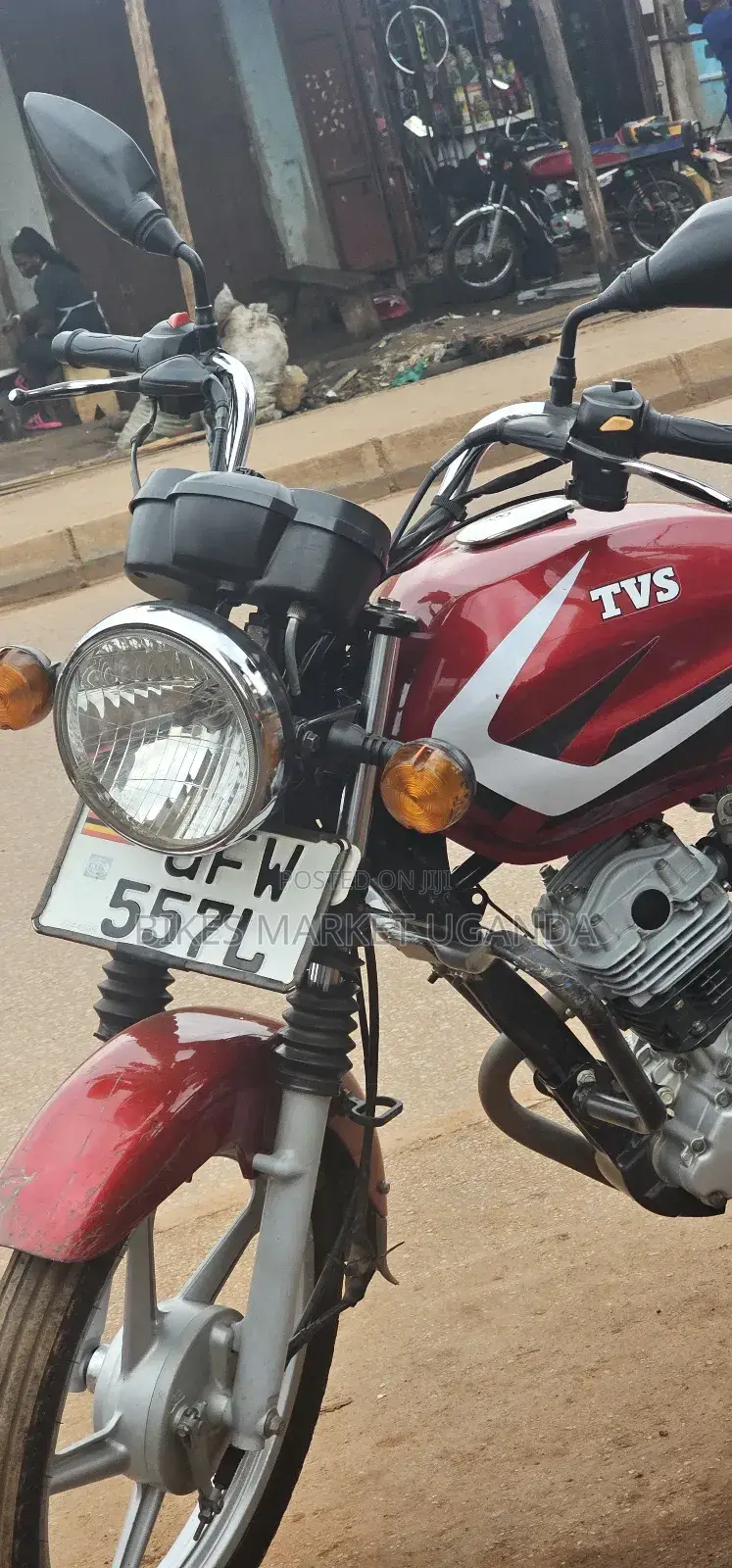 TVS HLX 125 2024 Red