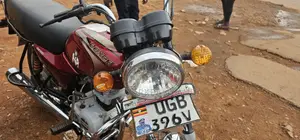 Bajaj Boxer 2024 Red