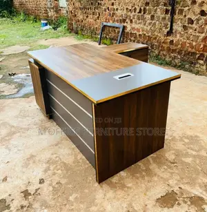 Executive MDF Office Table (160cm)