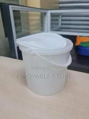 4_5ltrs Plastic Empty Paint Buckets Paint Buckets