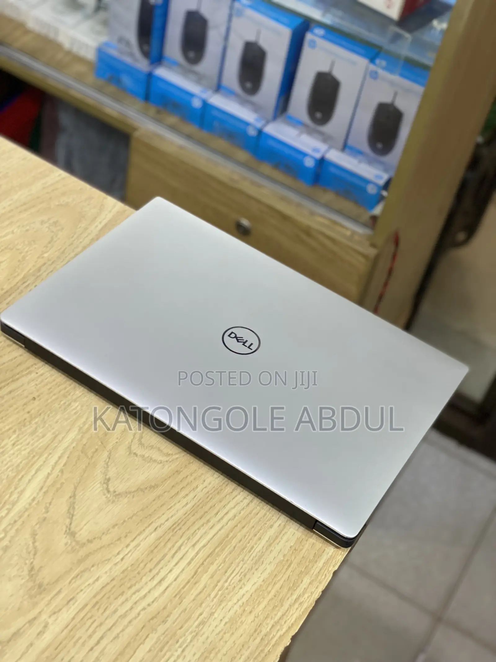 New Laptop Dell Precision 5540 16GB Intel Core I7 SSD 512GB