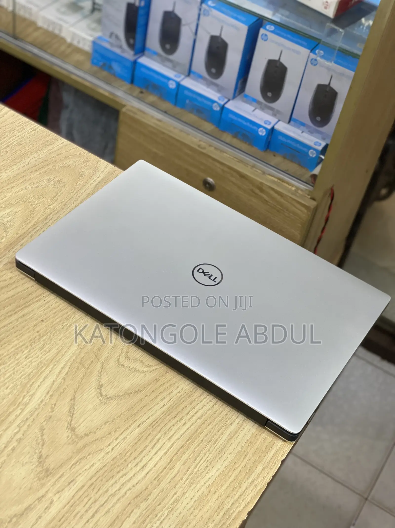 New Laptop Dell Precision 5540 16GB Intel Core I7 SSD 512GB