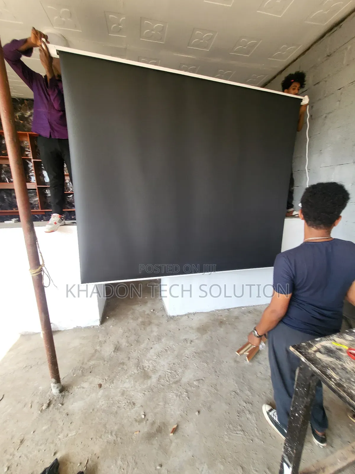 Projector Screen 240×240 Electrical Brand New Original