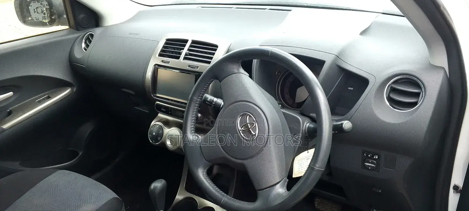 Toyota IST 2012 White