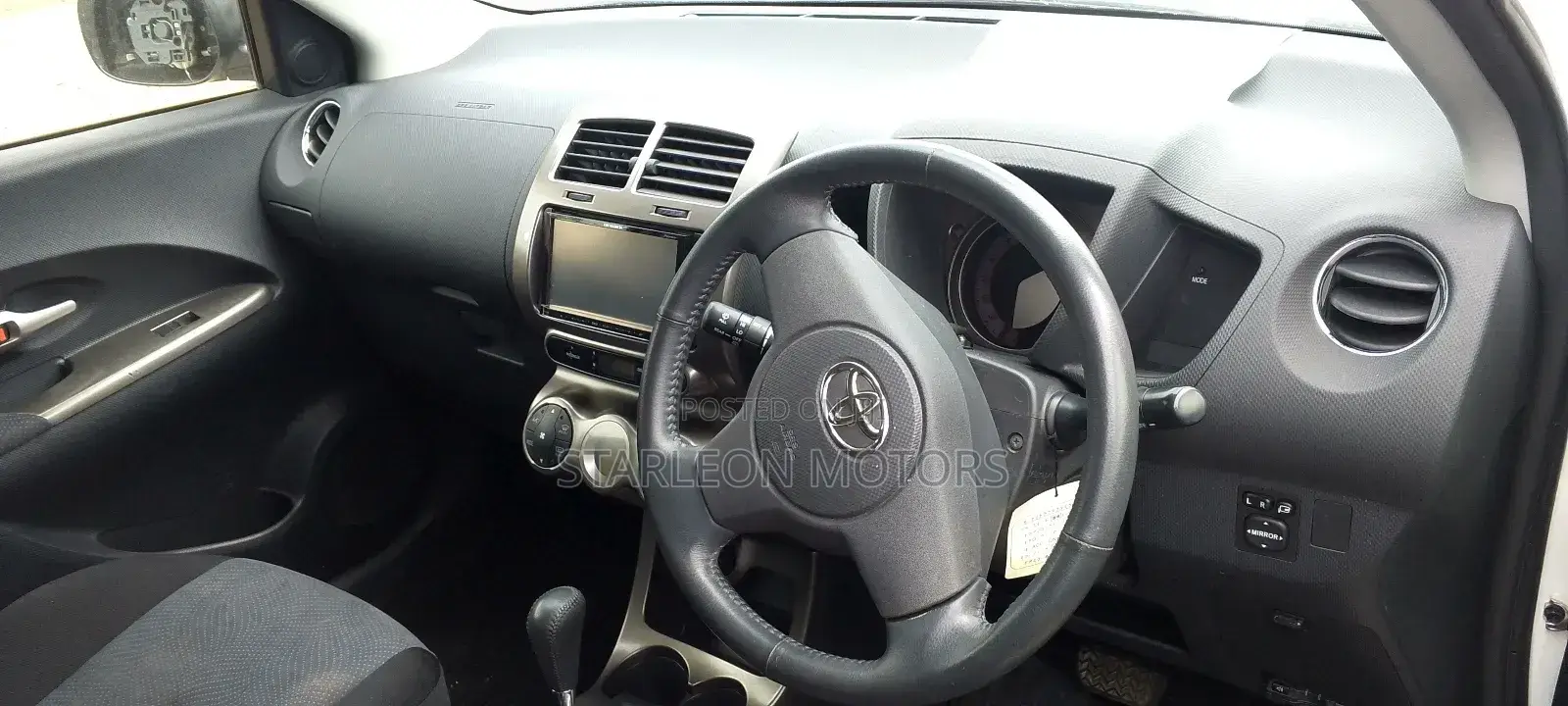 Toyota IST 2012 White