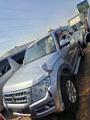 Mitsubishi Pajero V90 3.0 V6 GL 2015 Silver