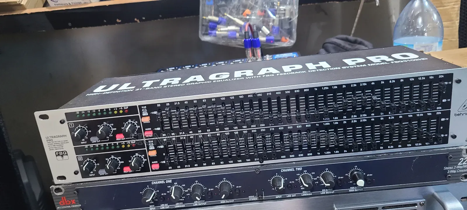 Behringer Equalizer