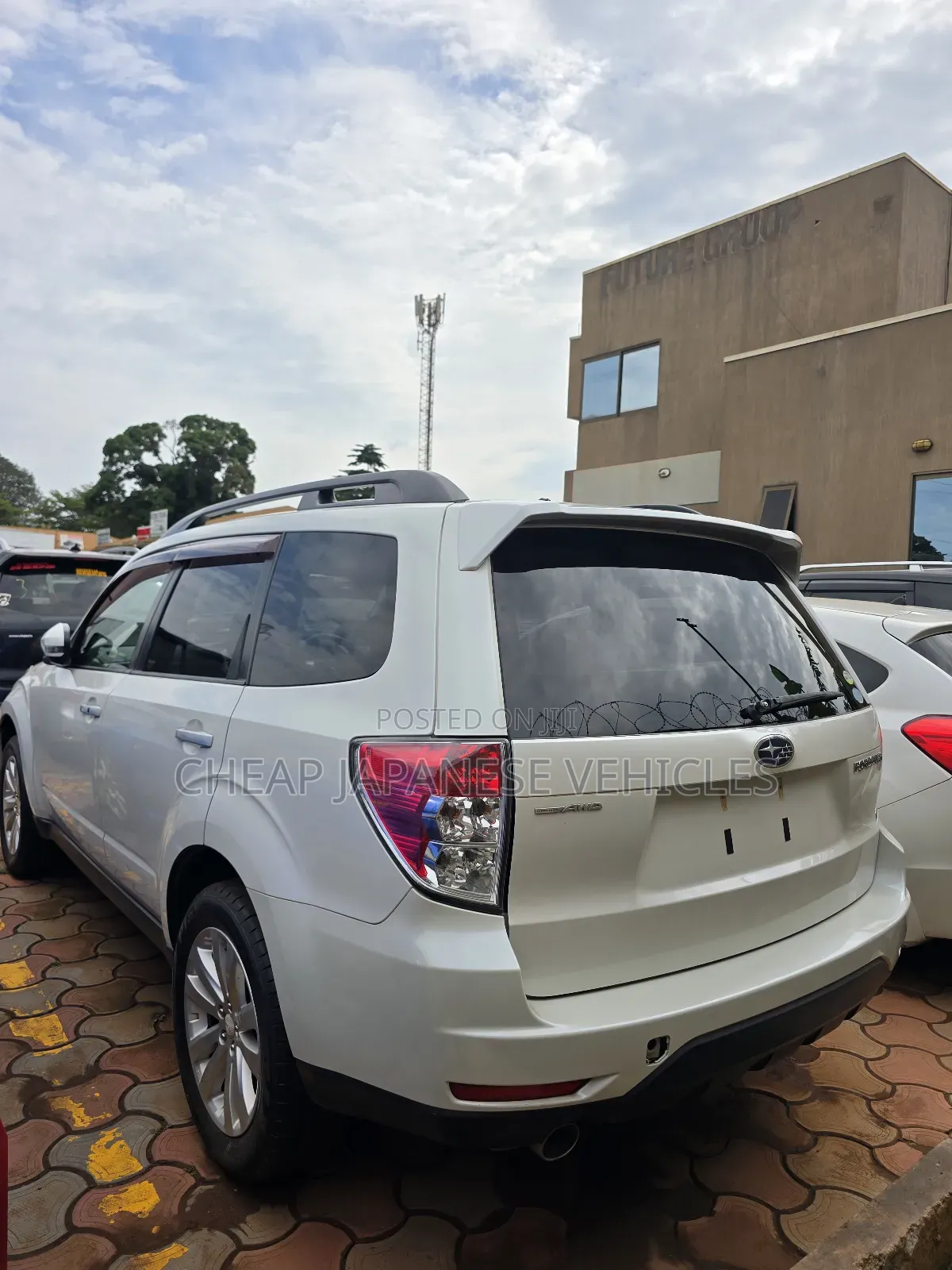 Subaru Forester 2012 Pearl