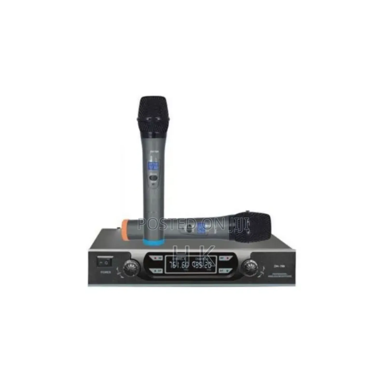 Max Dh-769 Professional Wireless Microphone System.