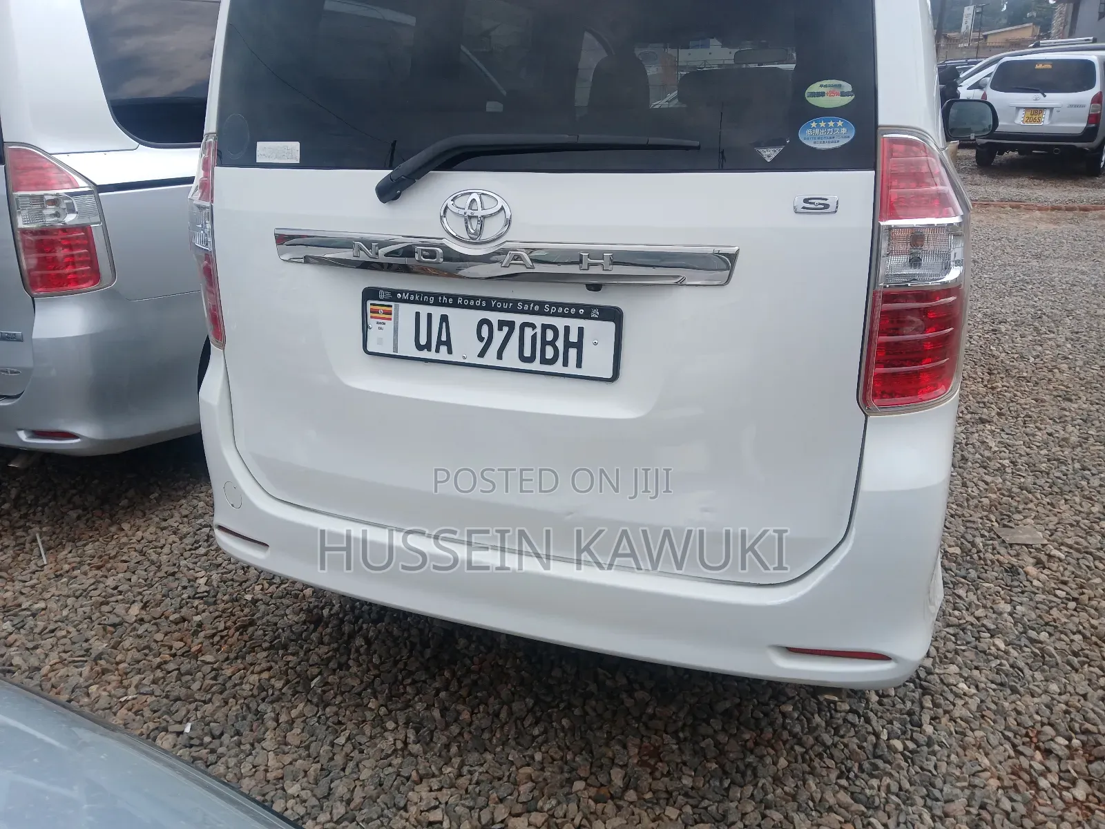 Toyota Noah 2011 White