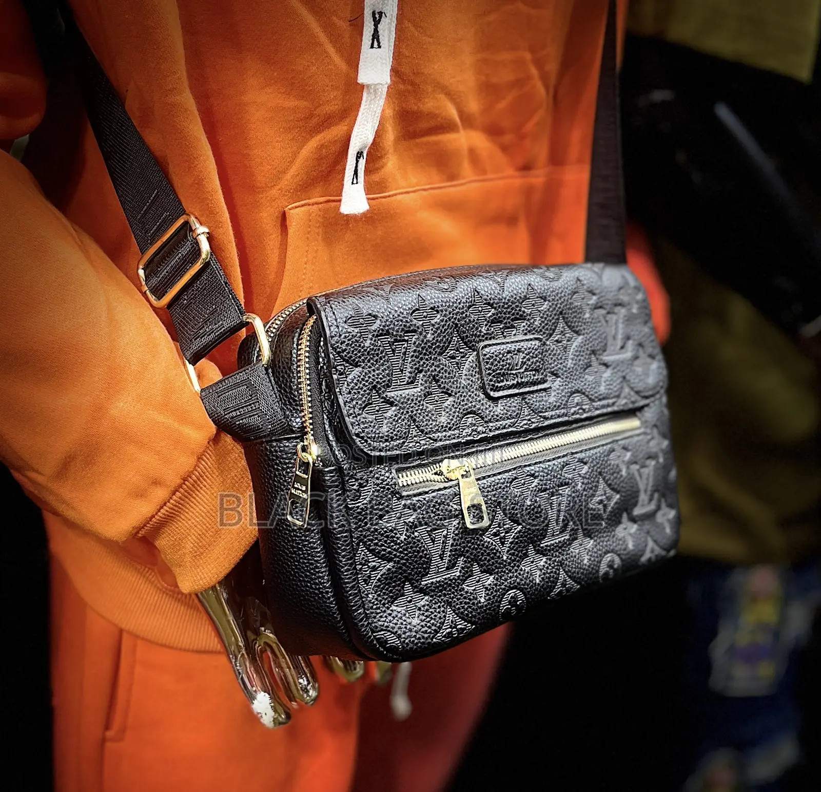 Leather Louis Vuitton Crossbag