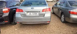 Subaru Legacy 2010 Silver