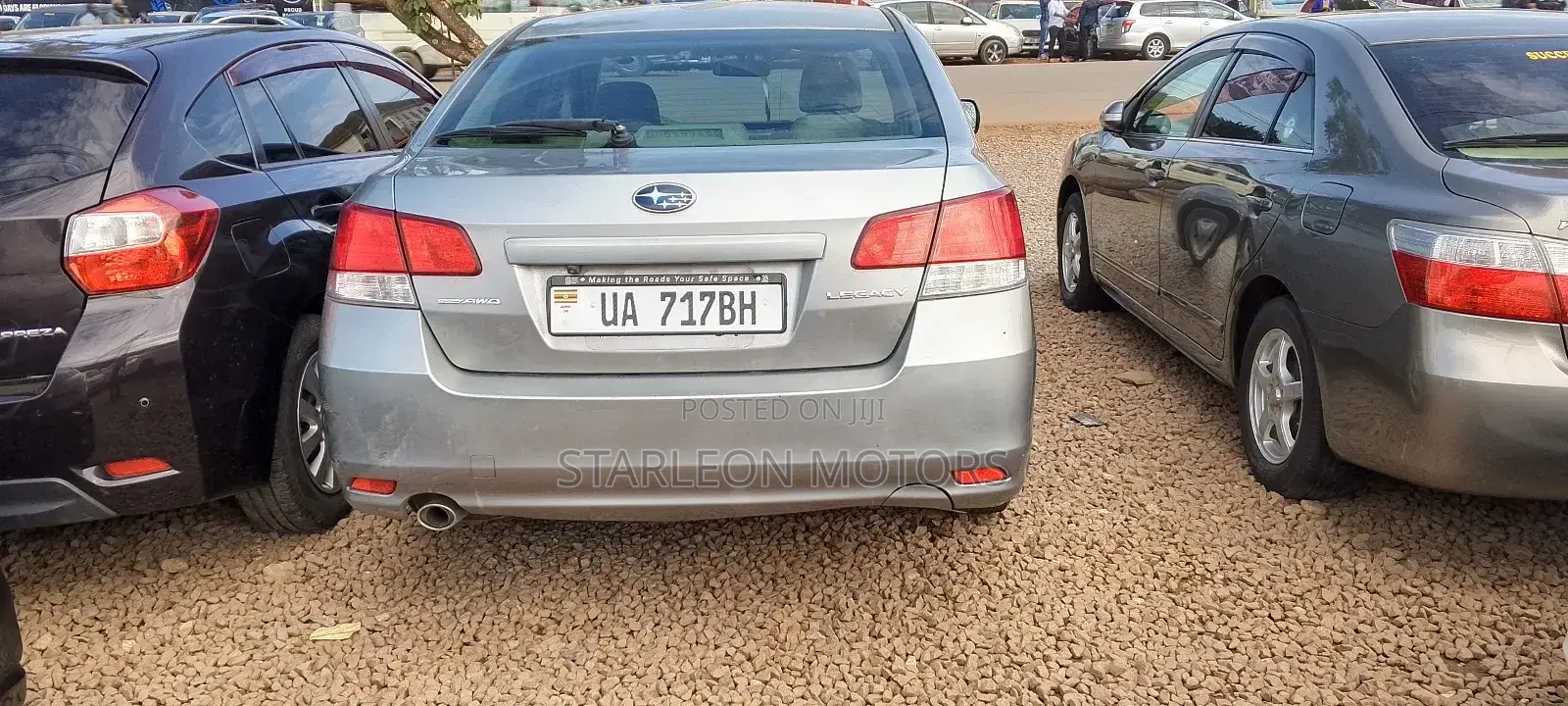 Subaru Legacy 2010 Silver
