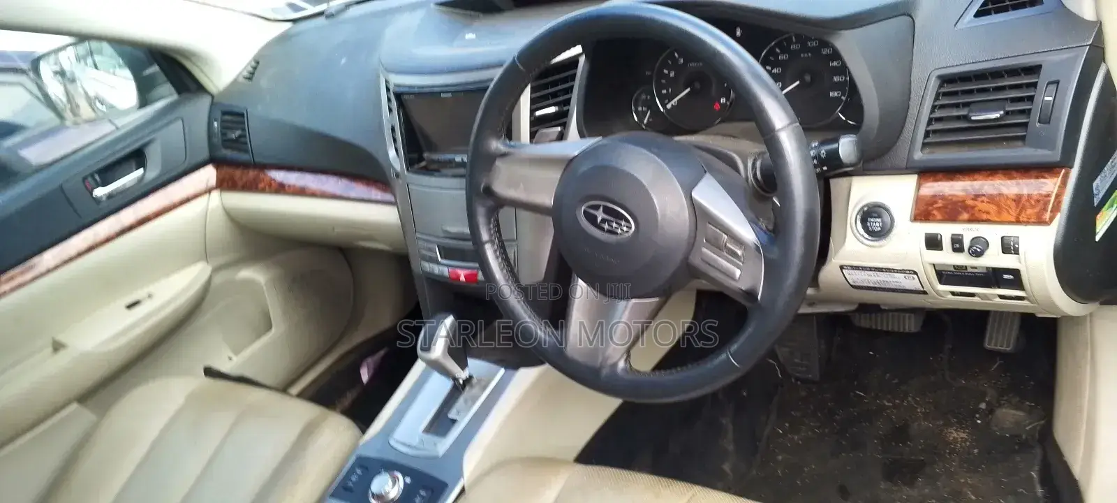 Subaru Legacy 2010 Silver