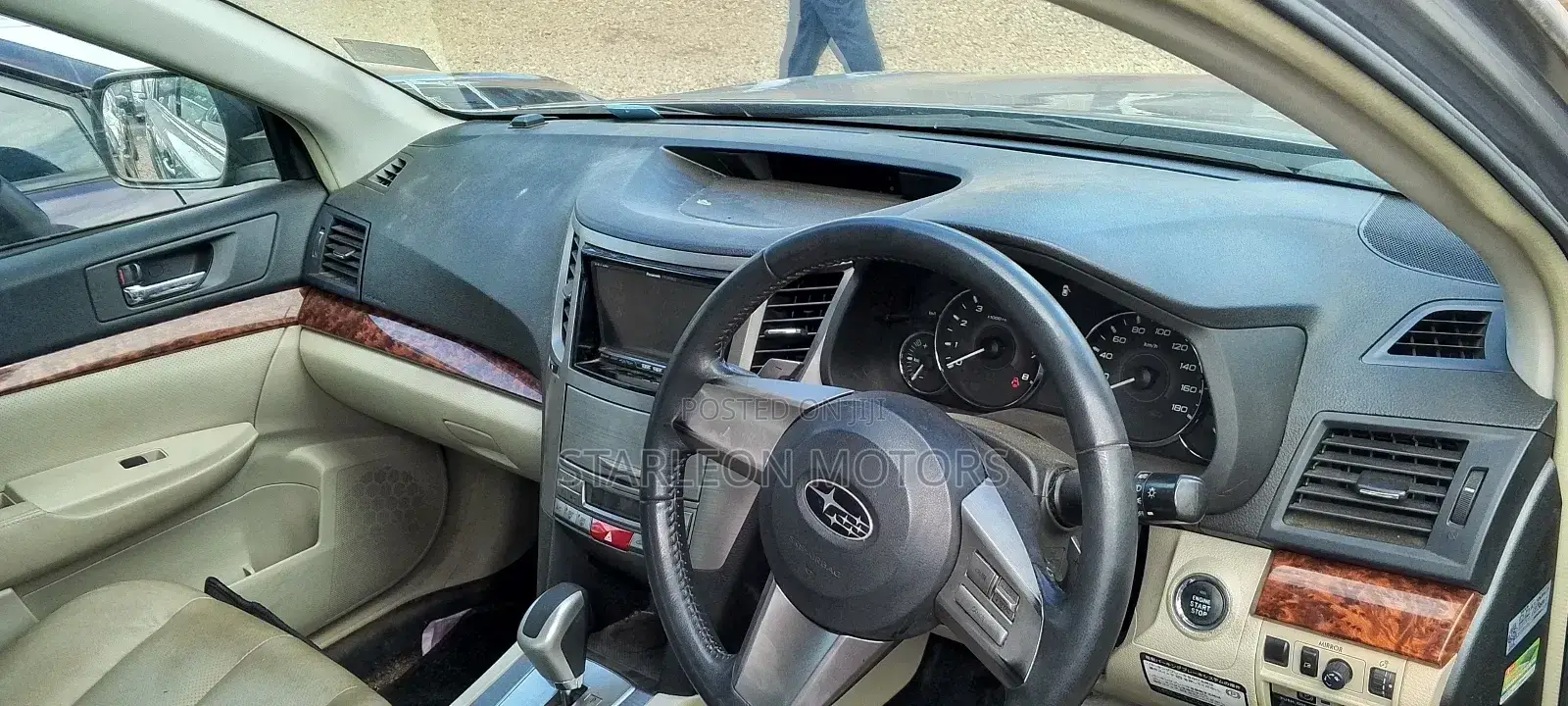 Subaru Legacy 2010 Silver