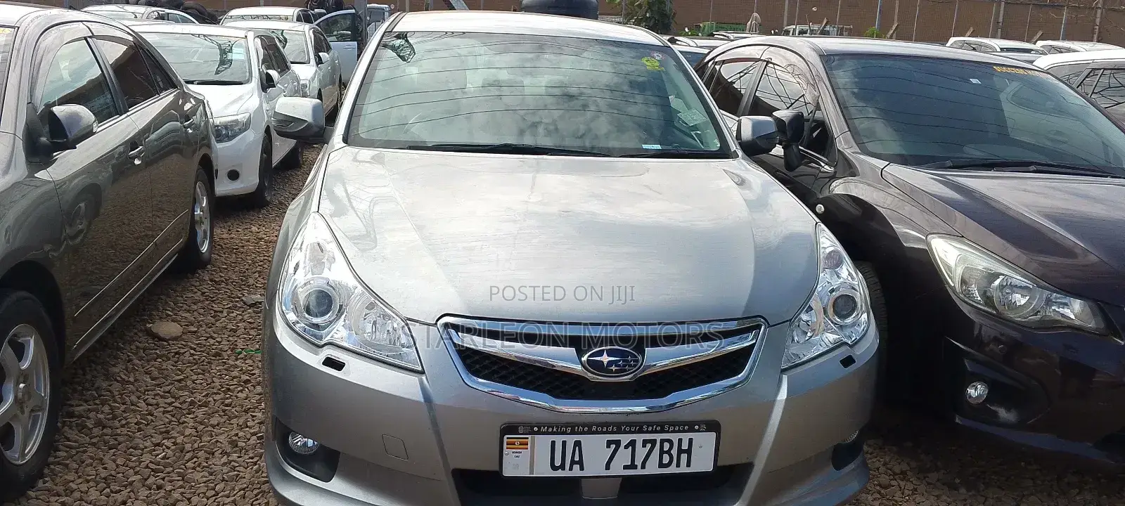 Subaru Legacy 2010 Silver