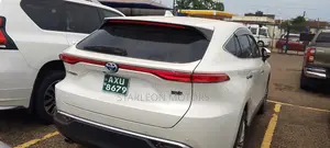 Toyota Harrier 2.5 Hybrid 2020 Silver