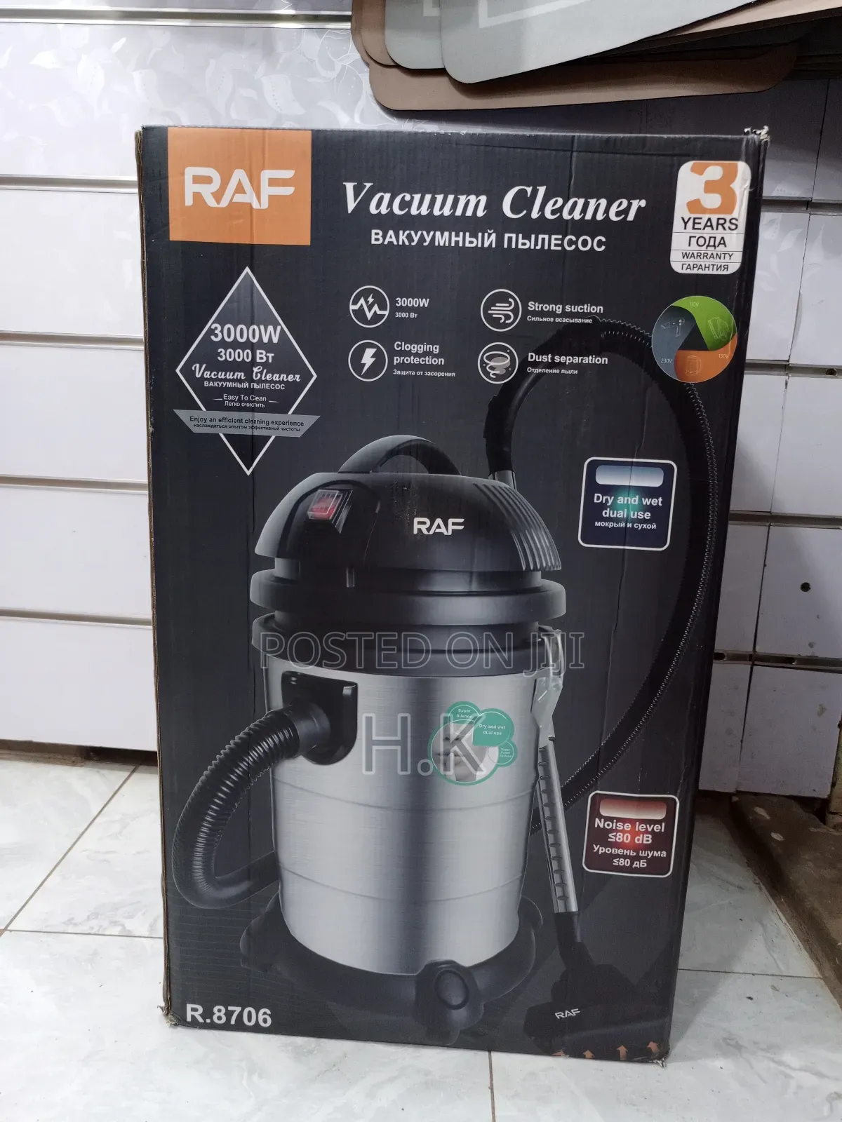 Raf R.8706 Vacuum Cleaner