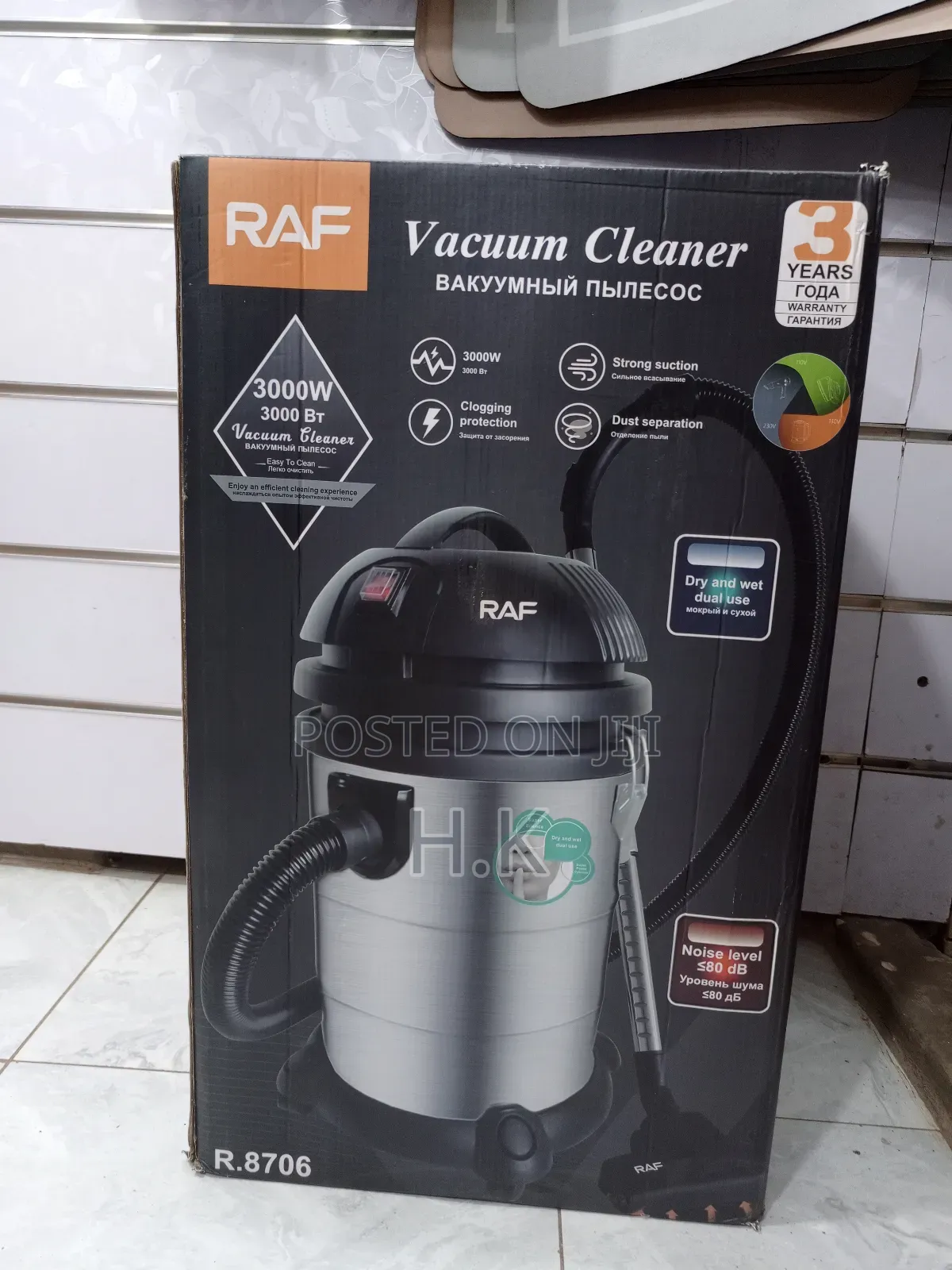 Raf R.8706 Vacuum Cleaner