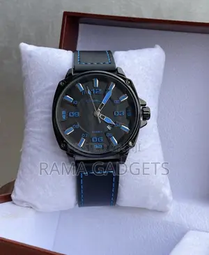 Crrju 5002 Leather Strap Quartz Watch