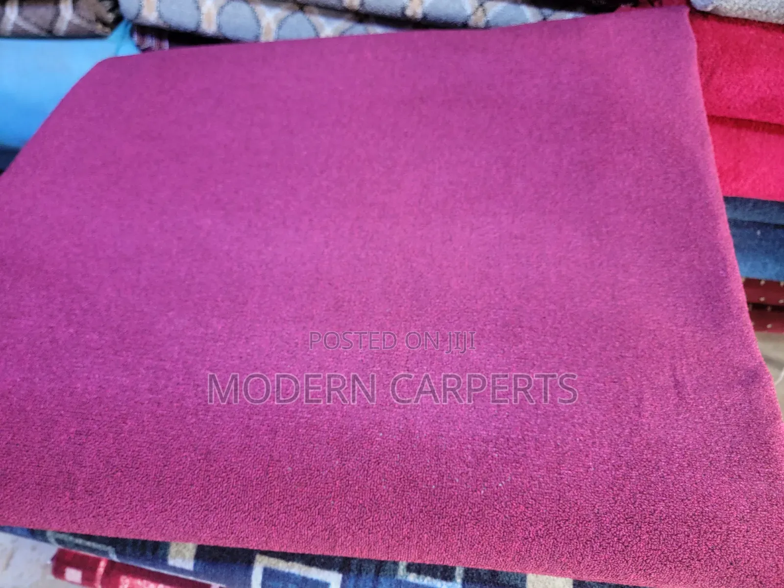 Marronsih Woollen Carpet