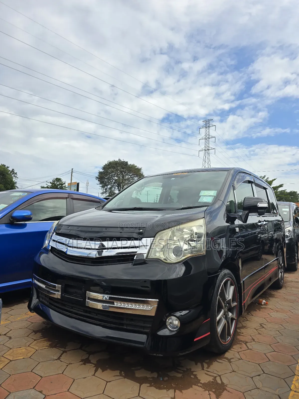 Toyota Noah 2012 Black