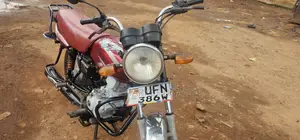 Bajaj Boxer 125 2023 Red