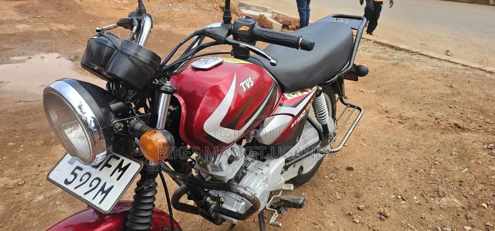 TVS HLX 125 2023 Red
