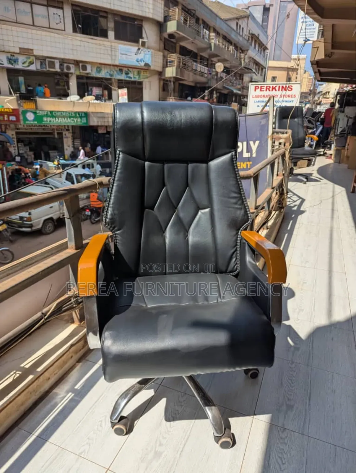 Super Executive Office Seat