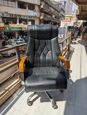 Super Executive Office Seat