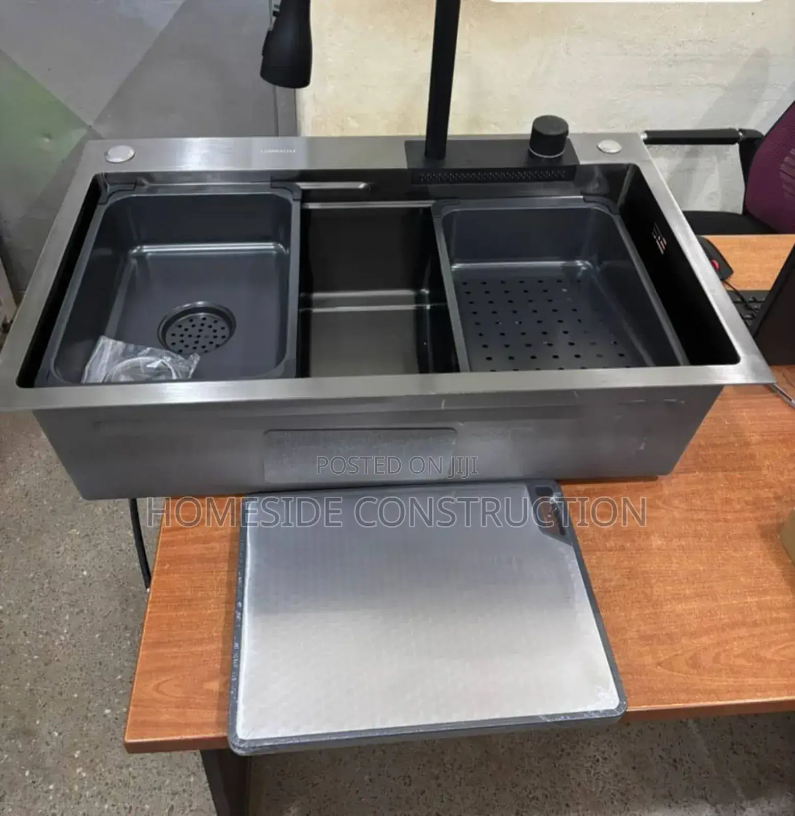 Kitchen Sinks And Taps