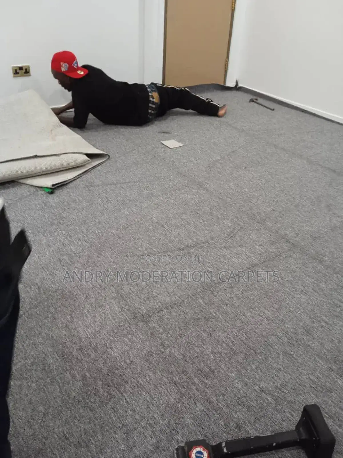 Ash Grey Wall to Wall Woolen Carpets