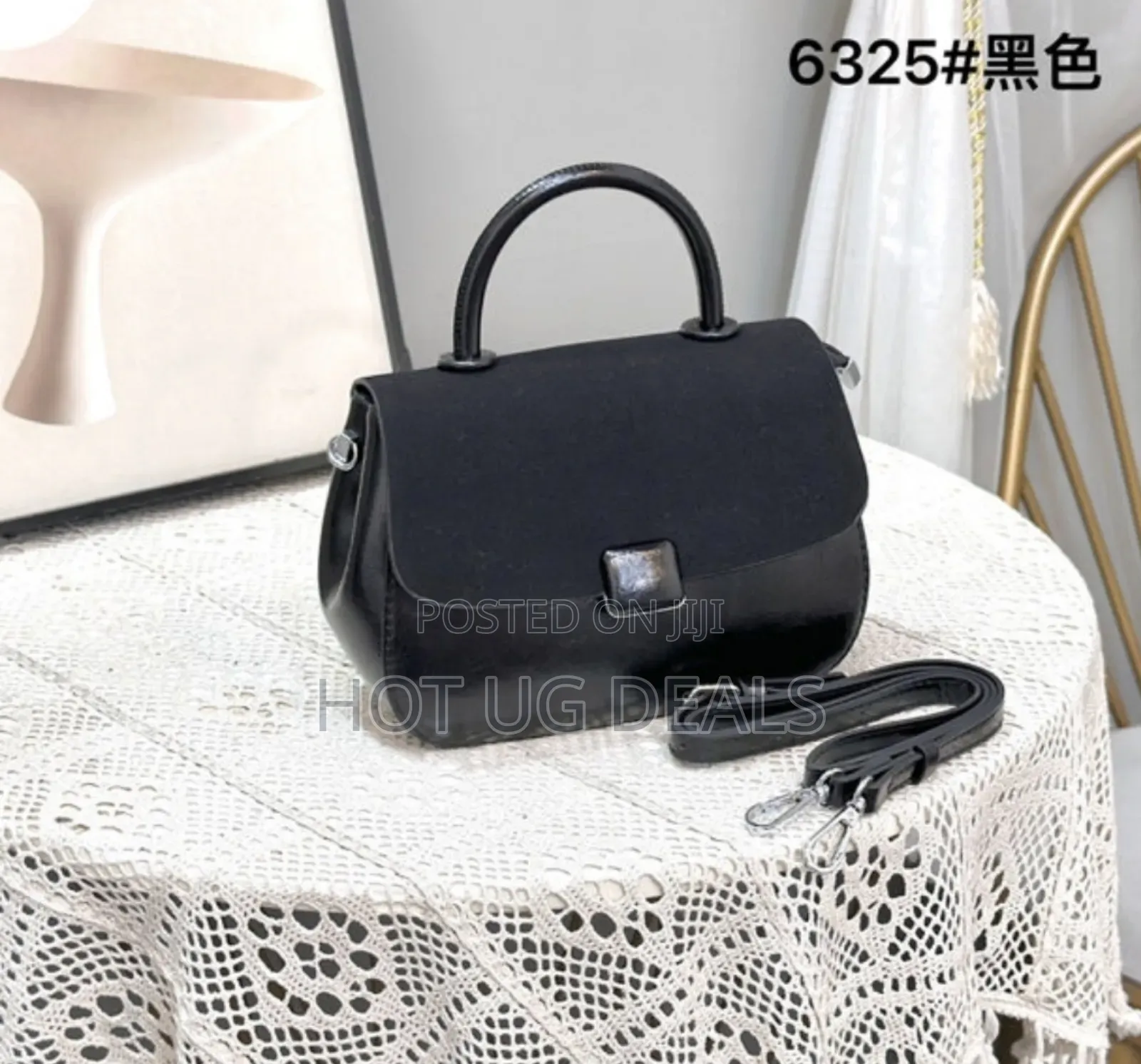 Ladies Classic Handbag