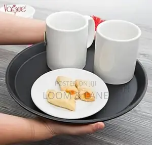 Round Black Non-Skid Fibreglass Serving Tray