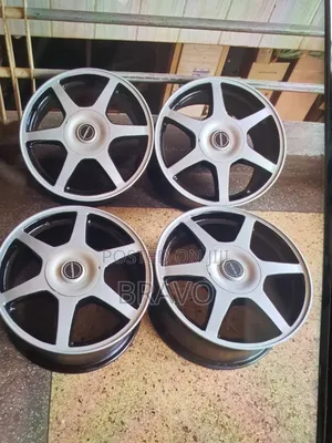 Rims Silver Black for Noah New Model.